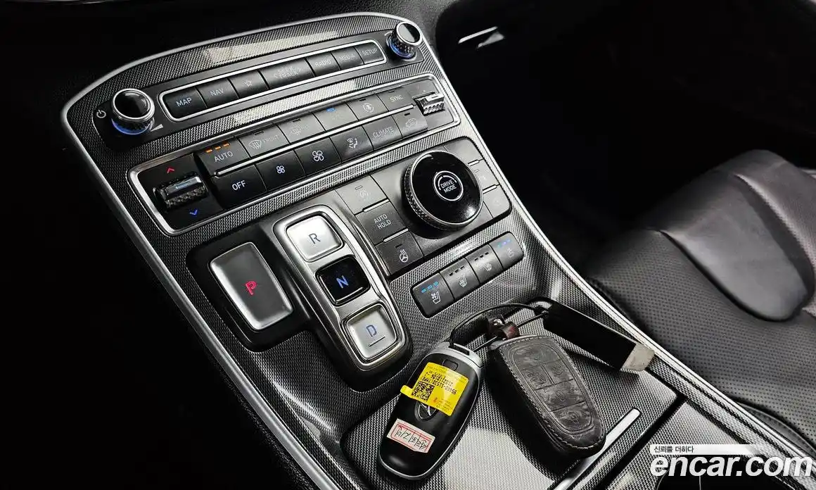 Hyundai Santa Fe 2021 2.5 автомат (гидро), фото 9