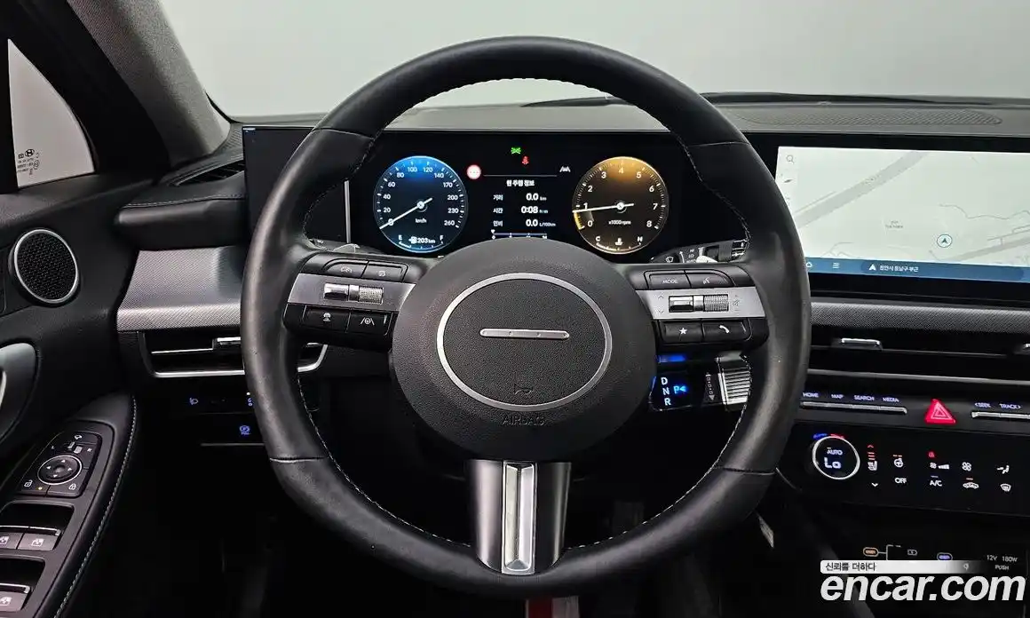 Hyundai Sonata 2024 1.6 автомат (гидро), фото 14