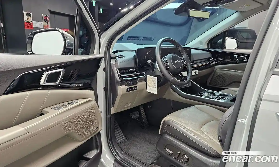 Kia Carnival 2024 1.6 автомат (гидро), фото 13
