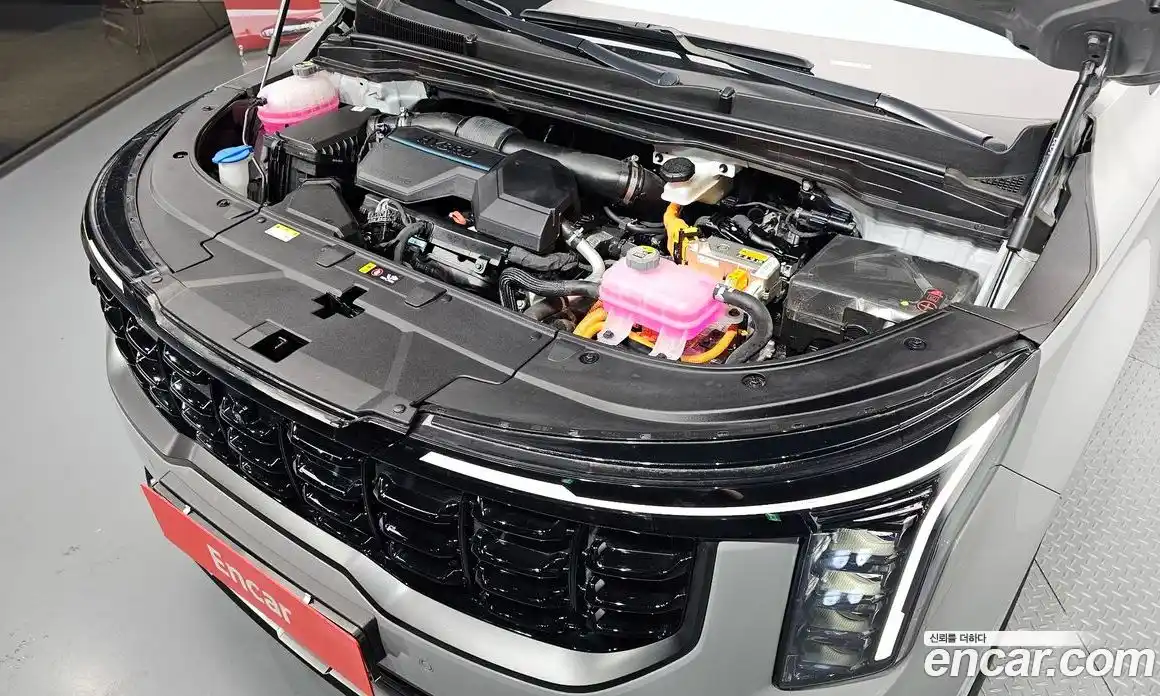 Kia Carnival 2024 1.6 автомат (гидро), фото 6