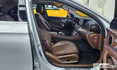 Mercedes-Benz E-Class 2017 1.9 автомат (гидро), миниатюра 11