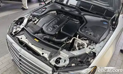 Mercedes-Benz E-Class 2017 1.9 автомат (гидро), миниатюра 6