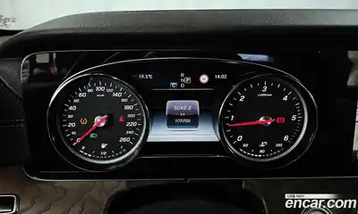 Mercedes-Benz E-Class 2017 1.9 автомат (гидро), миниатюра 8