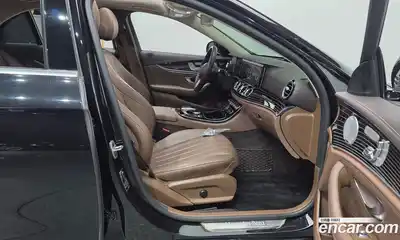 Mercedes-Benz E-Class 2019 3.0 автомат (гидро), миниатюра 11