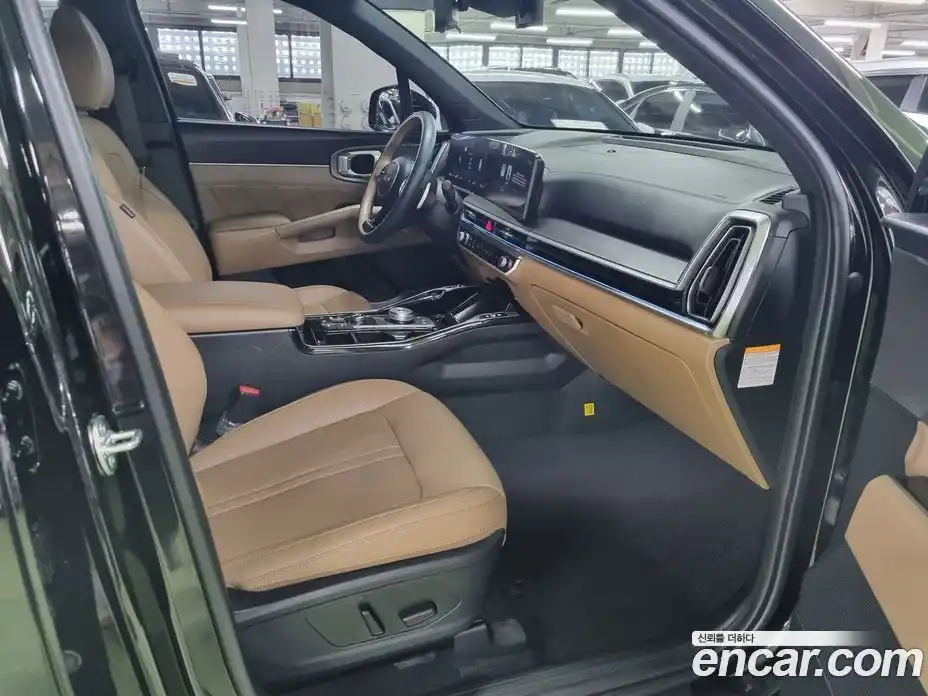 Kia Sorento 2023 1.6 автомат (гидро), фото 15