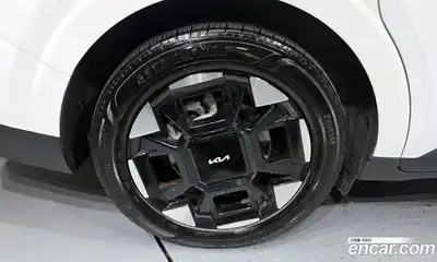 Kia Carnival 2024 2.2 автомат (гидро), миниатюра 5