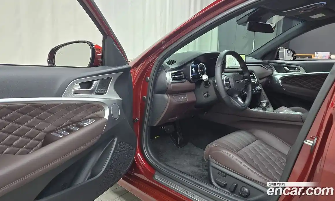 Genesis G70 2024 2.5 автомат (гидро), фото 13