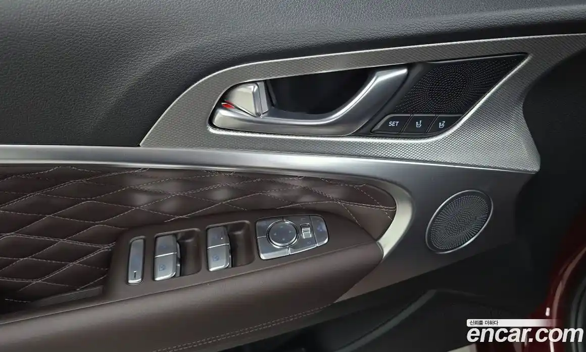Genesis G70 2024 2.5 автомат (гидро), фото 26