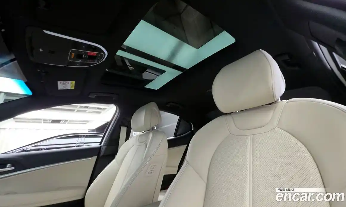 Genesis G70 2024 2.5 автомат (гидро), фото 18