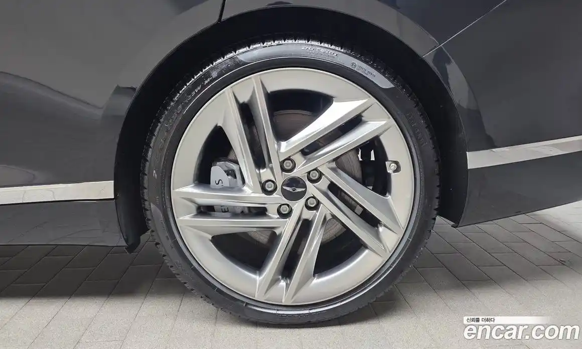 Genesis G80 2024 2.5 автомат (гидро), фото 7