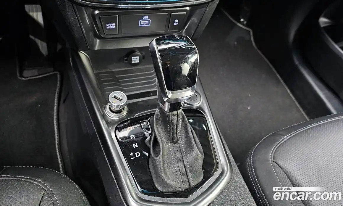 SsangYong TIBOLI 2019 1.6 автомат (гидро), фото 12