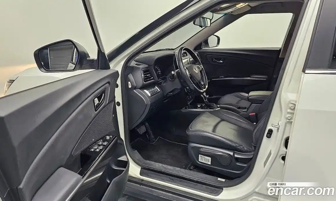 SsangYong TIBOLI 2019 1.6 автомат (гидро), фото 13