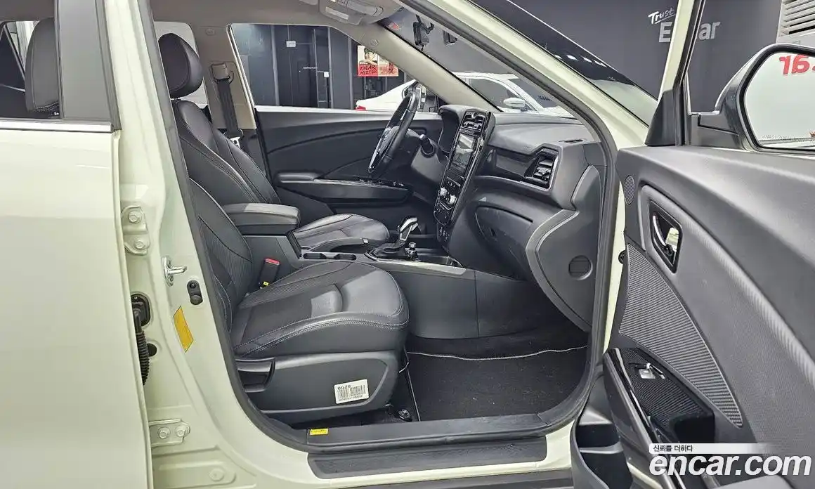 SsangYong TIBOLI 2019 1.6 автомат (гидро), фото 17