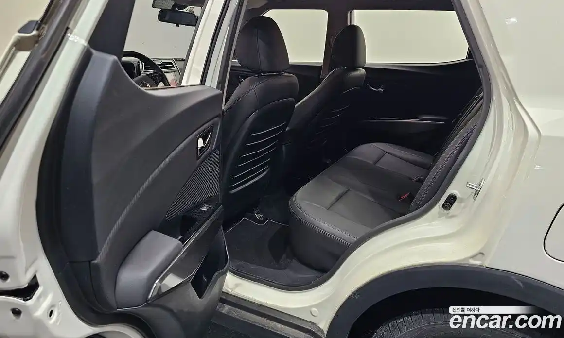 SsangYong TIBOLI 2019 1.6 автомат (гидро), фото 18