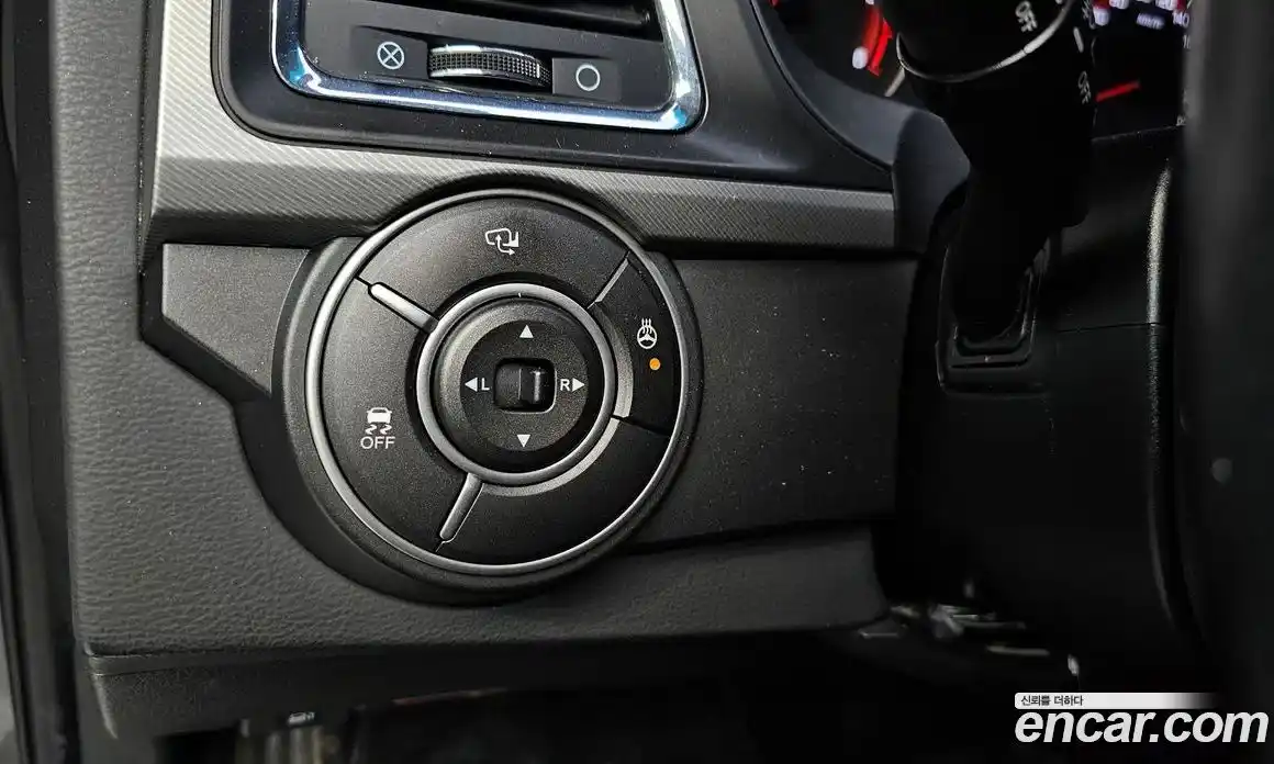 SsangYong Korando 2016 2.0 автомат (гидро), фото 24