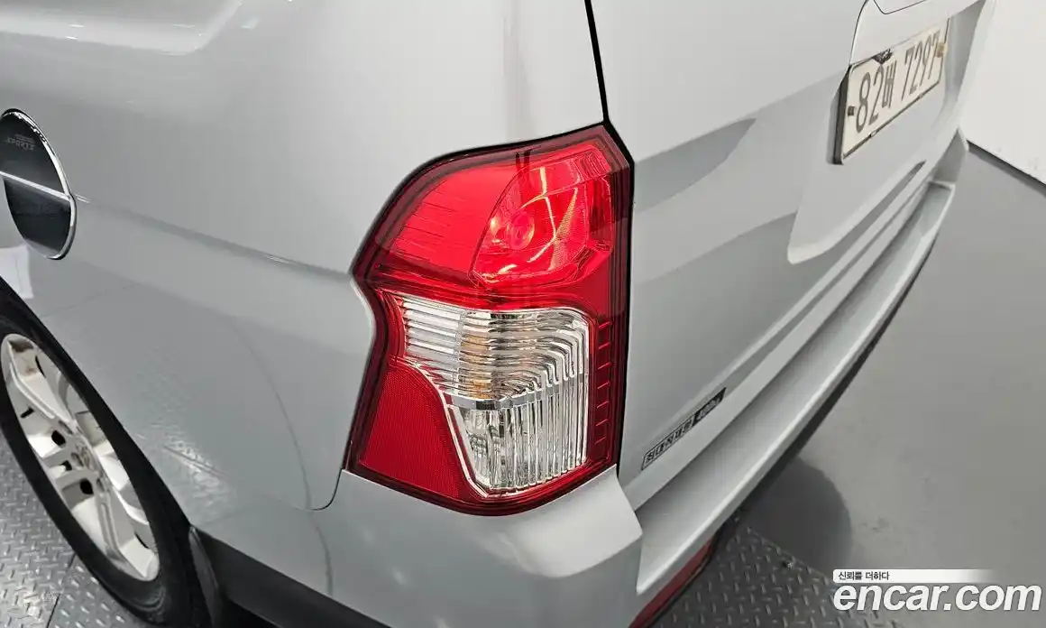 SsangYong Korando 2012 2.0 автомат (гидро), фото 9