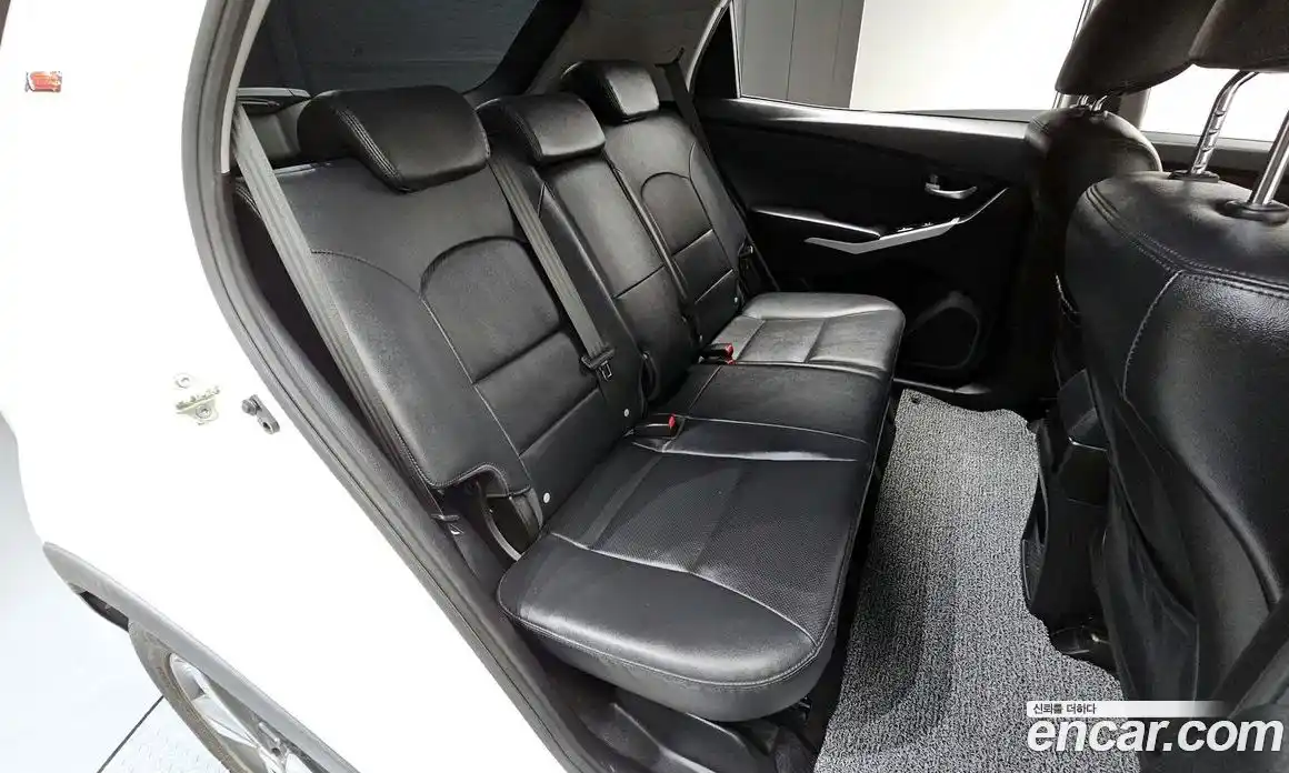 SsangYong Korando 2017 2.2 автомат (гидро), фото 11
