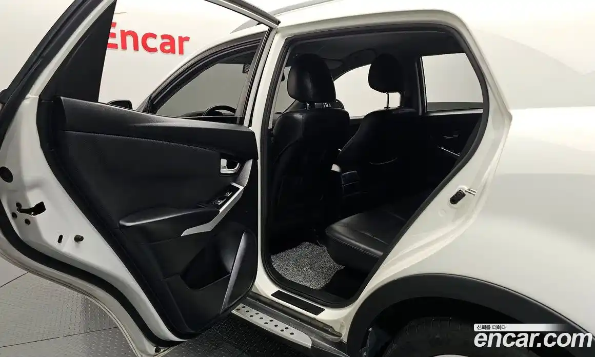 SsangYong Korando 2017 2.2 автомат (гидро), фото 12