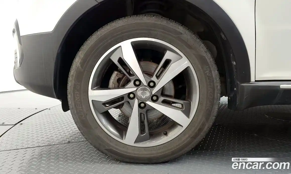 SsangYong Korando 2017 2.2 автомат (гидро), фото 5