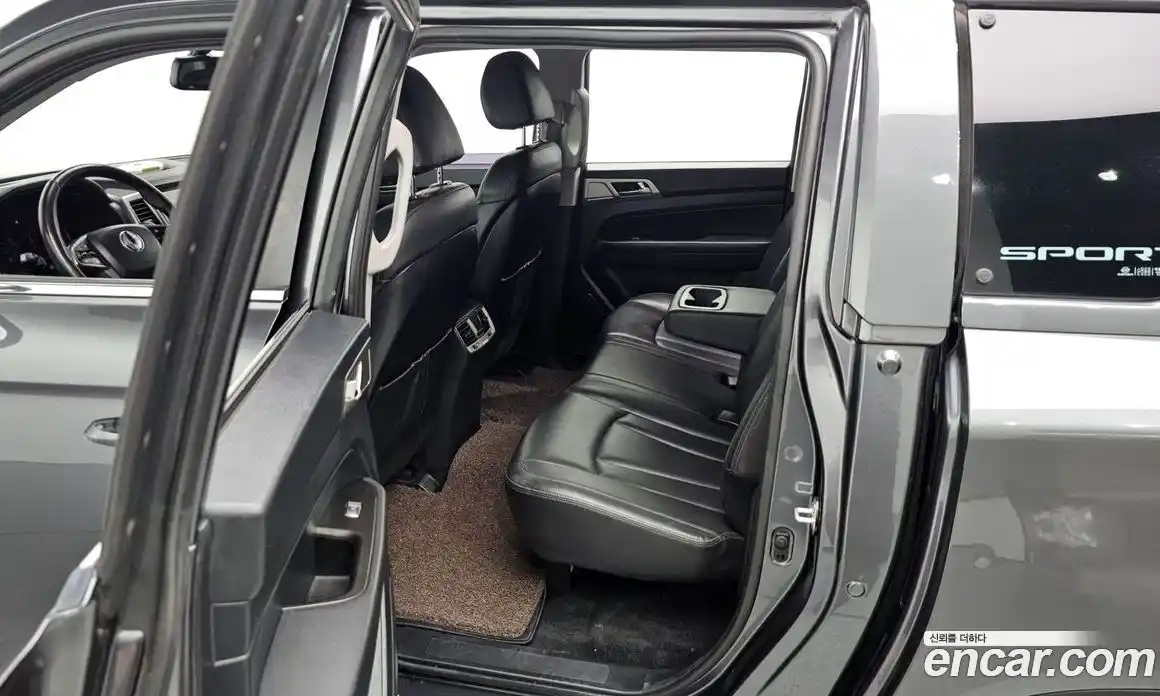 SsangYong Rexton 2018 2.2 автомат (гидро), фото 17