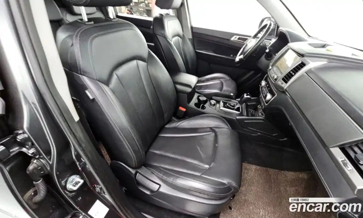 SsangYong Rexton 2018 2.2 автомат (гидро), фото 23