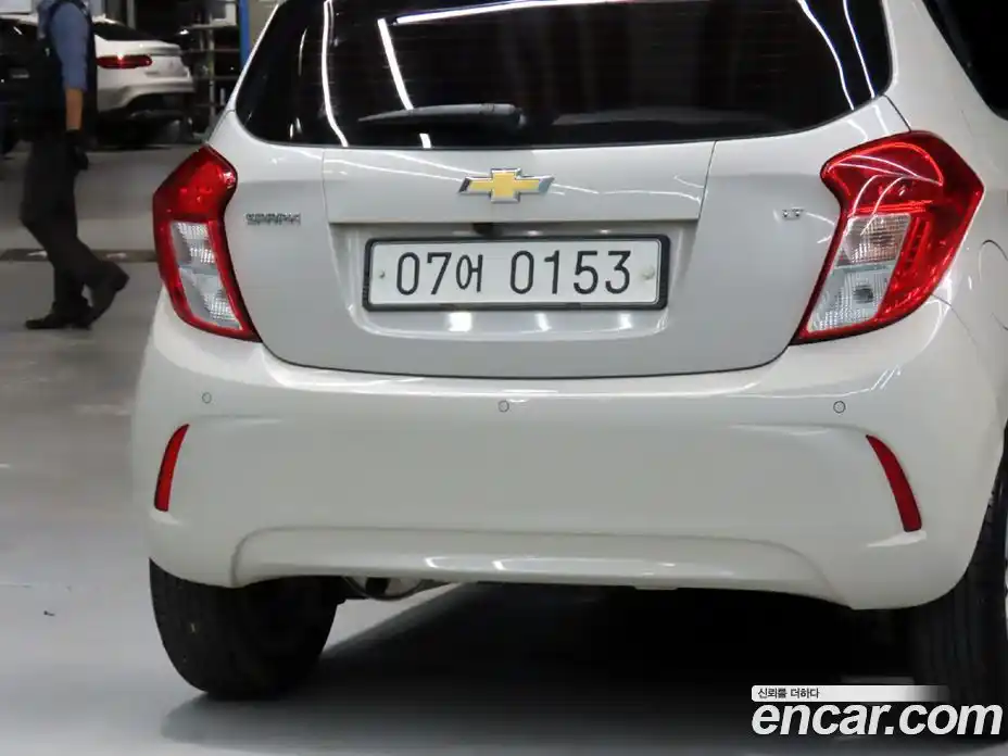 Chevrolet Spark 2017 1.0 автомат (гидро), фото 17