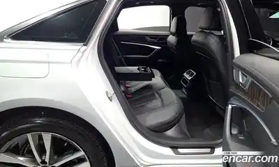 Audi A6 2022 2.0 автомат (гидро), миниатюра 12