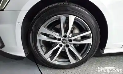 Audi A6 2022 2.0 автомат (гидро), миниатюра 5
