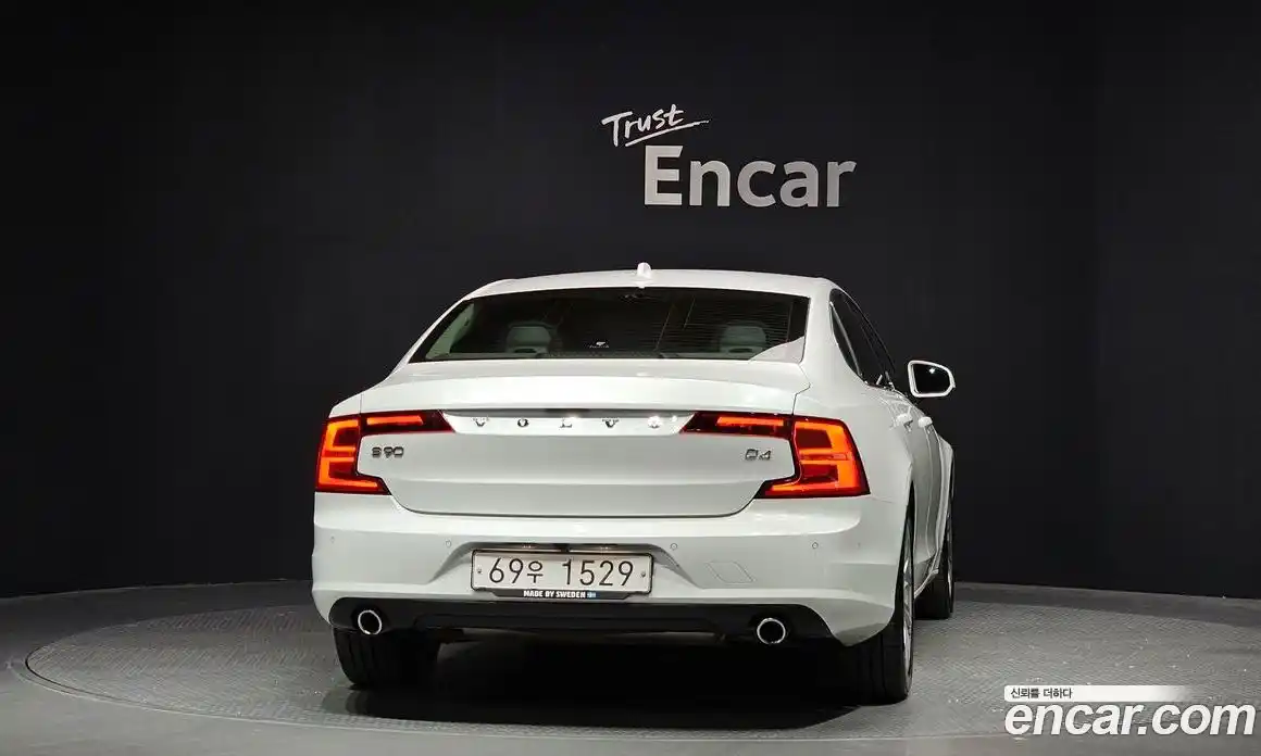Volvo S90 2017 2.0 автомат (гидро), фото 4