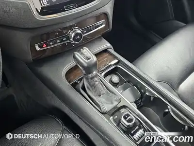 Volvo XC90 2017 2.0 автомат (гидро), миниатюра 9