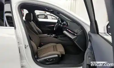 BMW 5 серия 2025 2.0 автомат (гидро), миниатюра 11