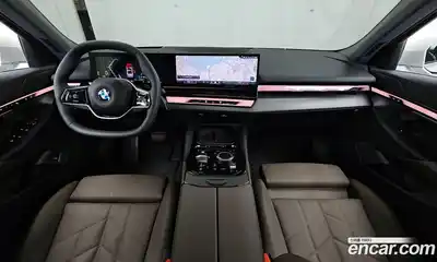 BMW 5 серия 2025 2.0 автомат (гидро), миниатюра 7