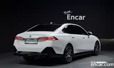 BMW 5 серия, 2025, 5 100 км