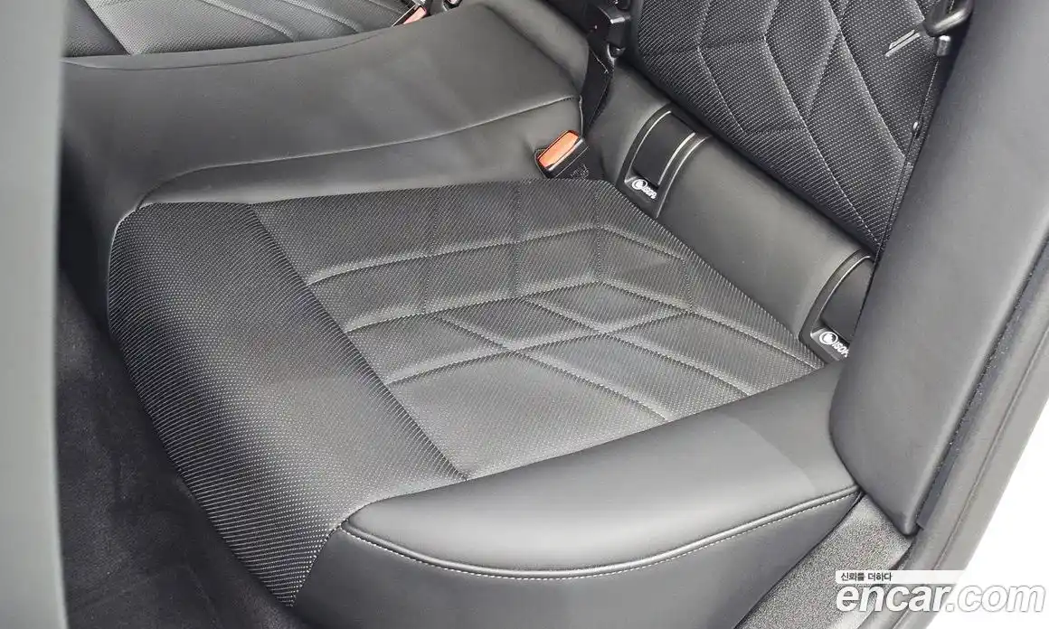BMW 5 серия 2025 2.0 автомат (гидро), фото 31