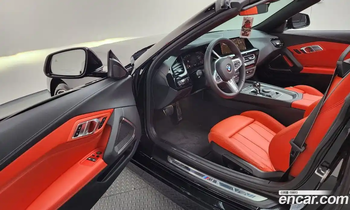 BMW Z4 2023 2.0 автомат (гидро), фото 13