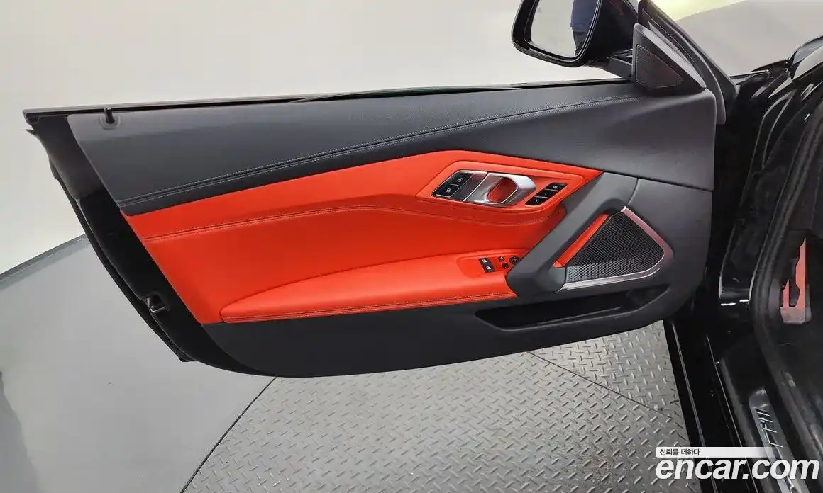 BMW Z4 2023 2.0 автомат (гидро), фото 15