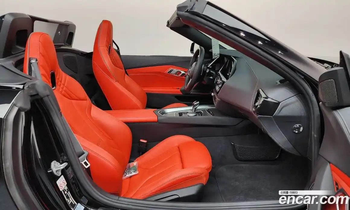 BMW Z4 2023 2.0 автомат (гидро), фото 16