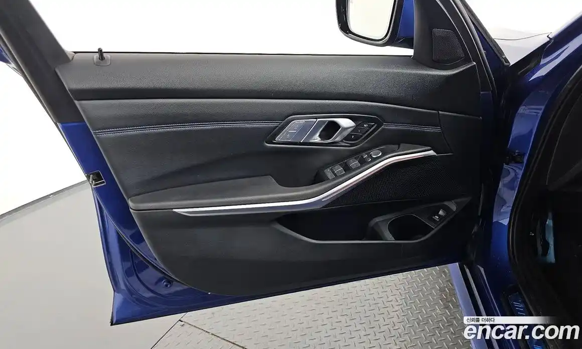 BMW 3 серия 2022 2.0 автомат (гидро), фото 14