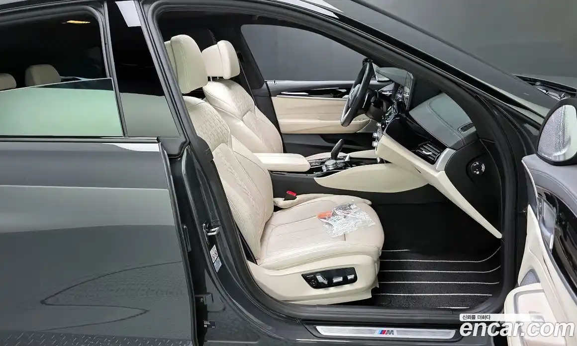 BMW 6 серия 2024 3.0 автомат (гидро), фото 16