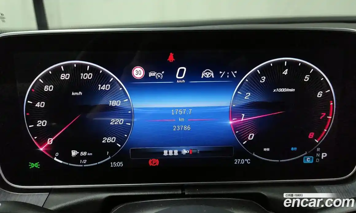 Mercedes-Benz C-Class 2023 2.0 гидро, фото 10 Mercedes-Benz C-Class 2023 2.0 гидро, фото 10