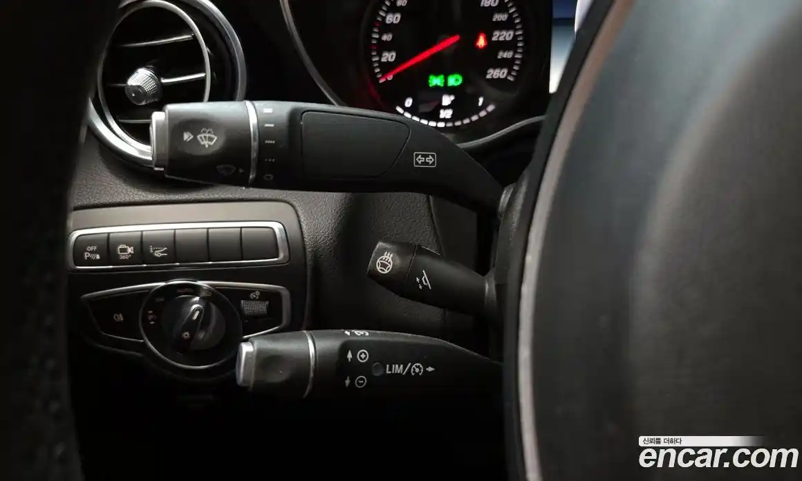 Mercedes-Benz GLC-Class 2019 2.0 гидро, фото 24 Mercedes-Benz GLC-Class 2019 2.0 гидро, фото 24