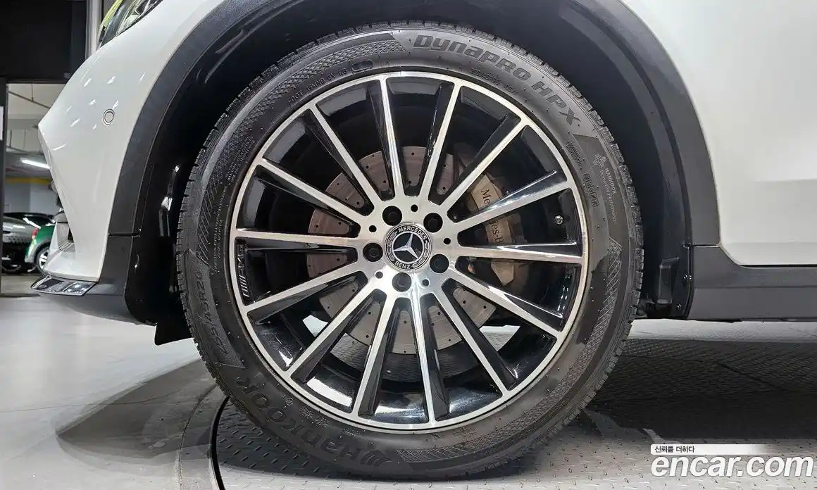 Mercedes-Benz GLC-Class 2019 2.0 гидро, фото 5 Mercedes-Benz GLC-Class 2019 2.0 гидро, фото 5