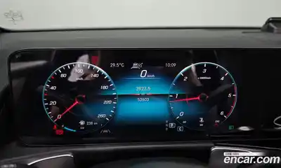 Mercedes-Benz GLB-Class 2021 1.9 гидро, миниатюра 11