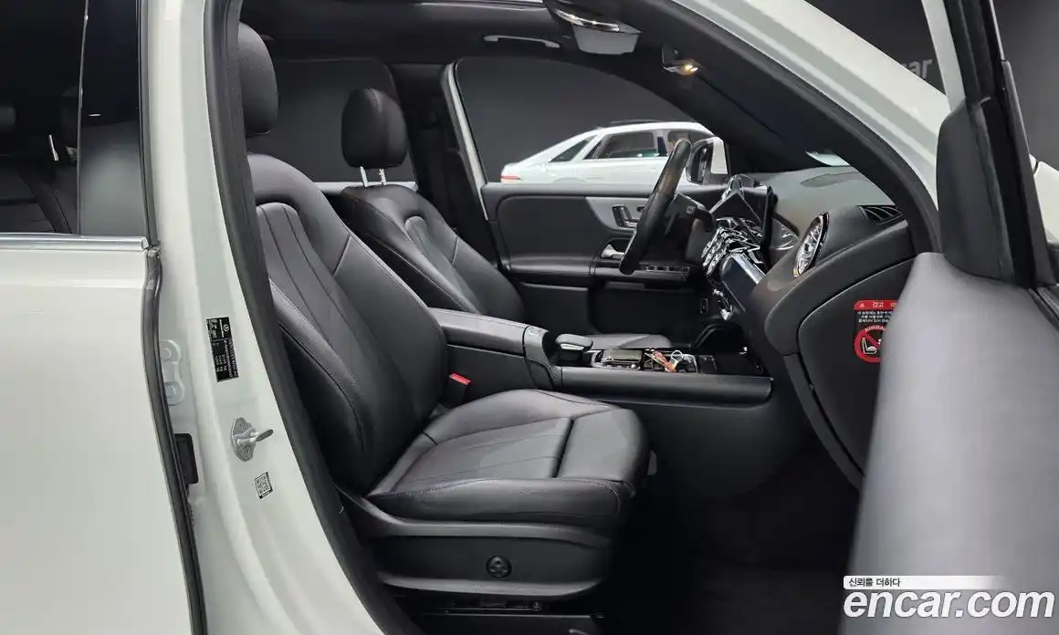 Mercedes-Benz GLB-Class 2021 1.9 гидро, фото 16