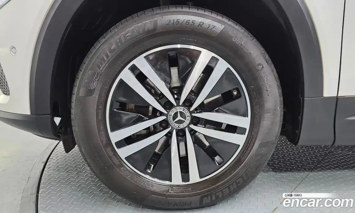 Mercedes-Benz GLB-Class 2021 1.9 гидро, фото 5