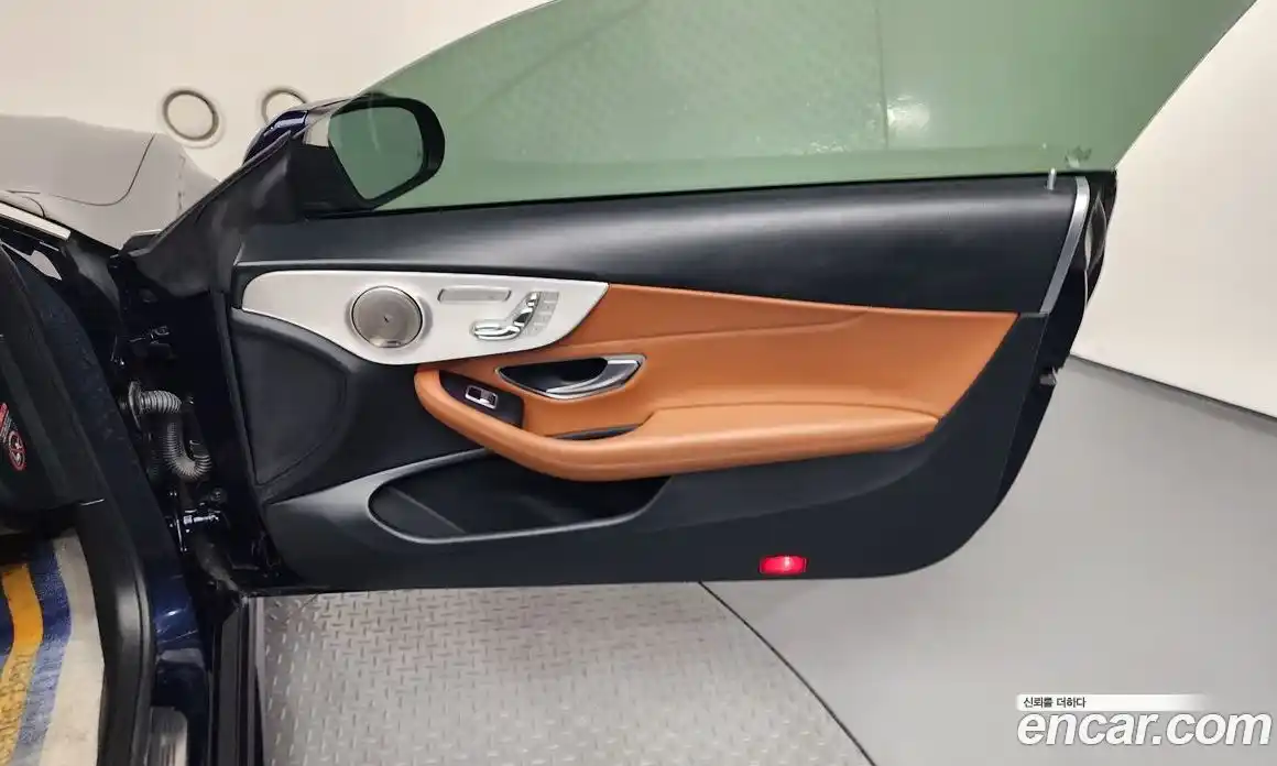 Mercedes-Benz C-Class 2019 1.9 гидро, фото 14 Mercedes-Benz C-Class 2019 1.9 гидро, фото 14