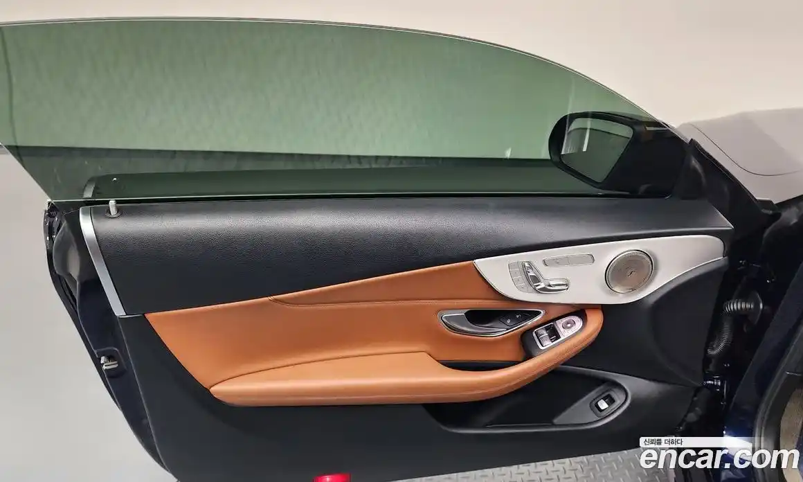 Mercedes-Benz C-Class 2019 1.9 гидро, фото 15 Mercedes-Benz C-Class 2019 1.9 гидро, фото 15