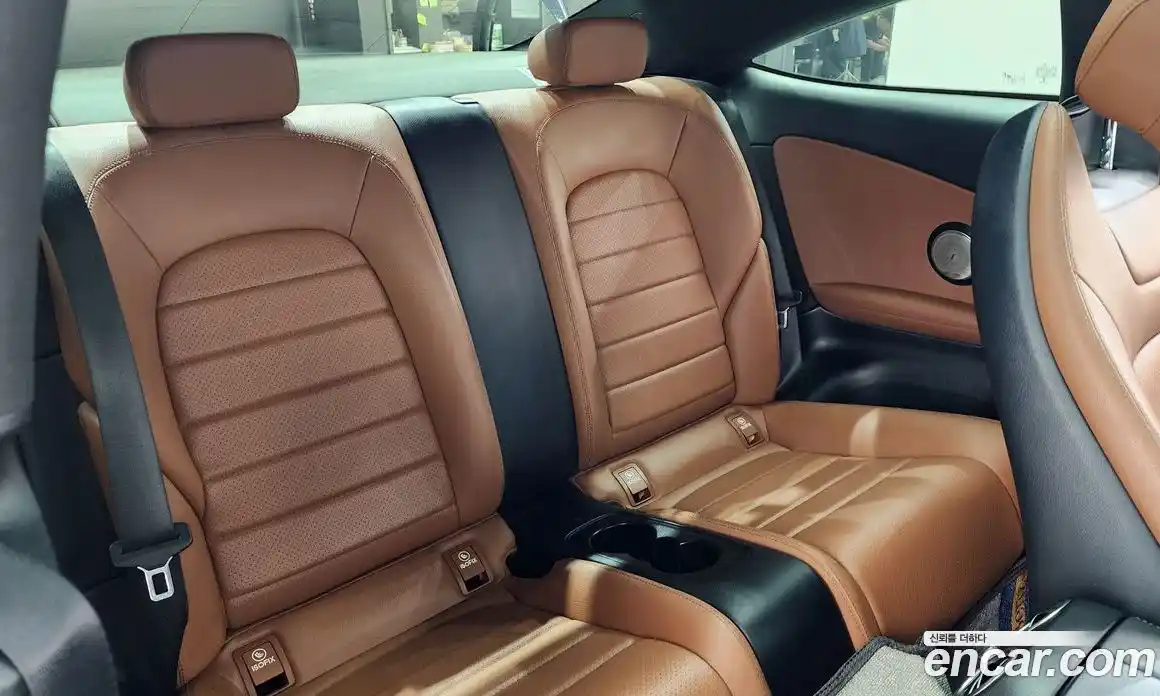 Mercedes-Benz C-Class 2019 1.9 гидро, фото 17 Mercedes-Benz C-Class 2019 1.9 гидро, фото 17