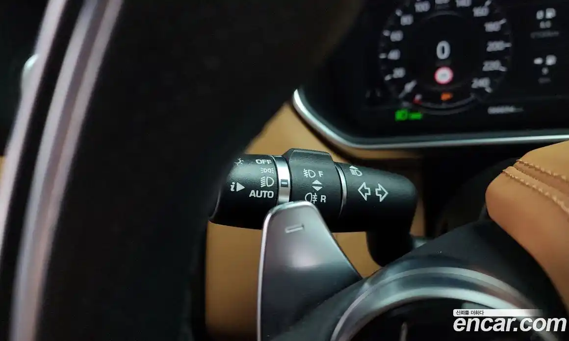 Land Rover Range Rover Sport 2019 3.0 автомат (гидро), фото 37