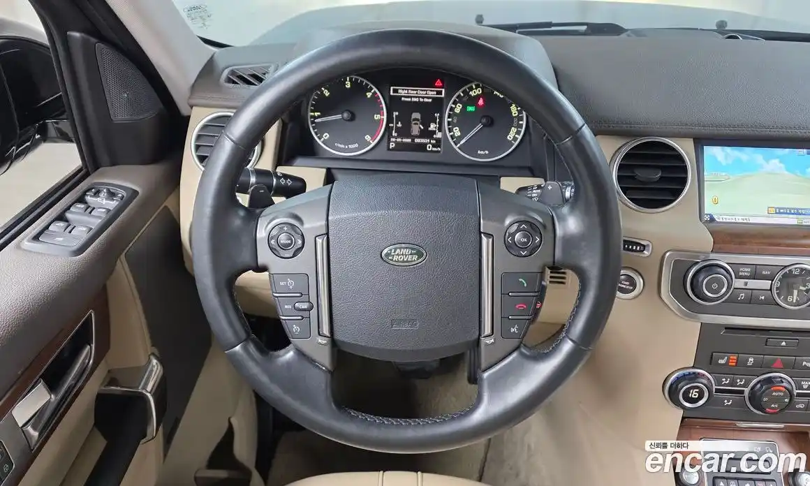 Land Rover Discovery 2016 3.0 автомат (гидро), фото 13
